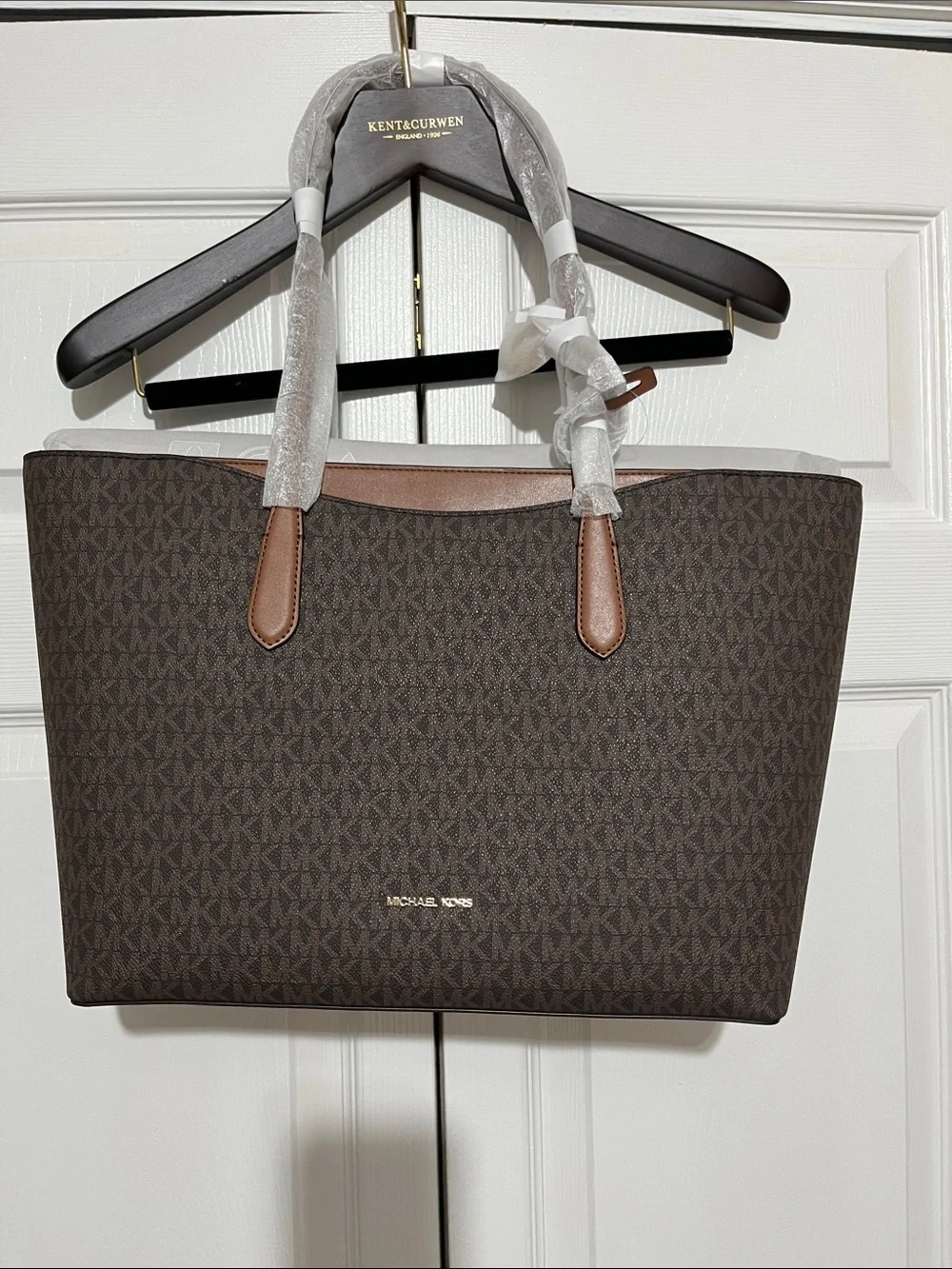 Michael Kors classic michael